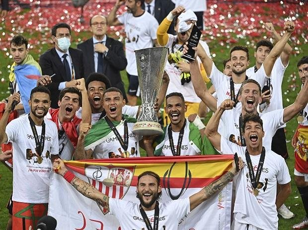 Sevilla FC ने UEFA Europa League (यूईएफए यूरोपा लीग) का 6th टाइटल जीता।